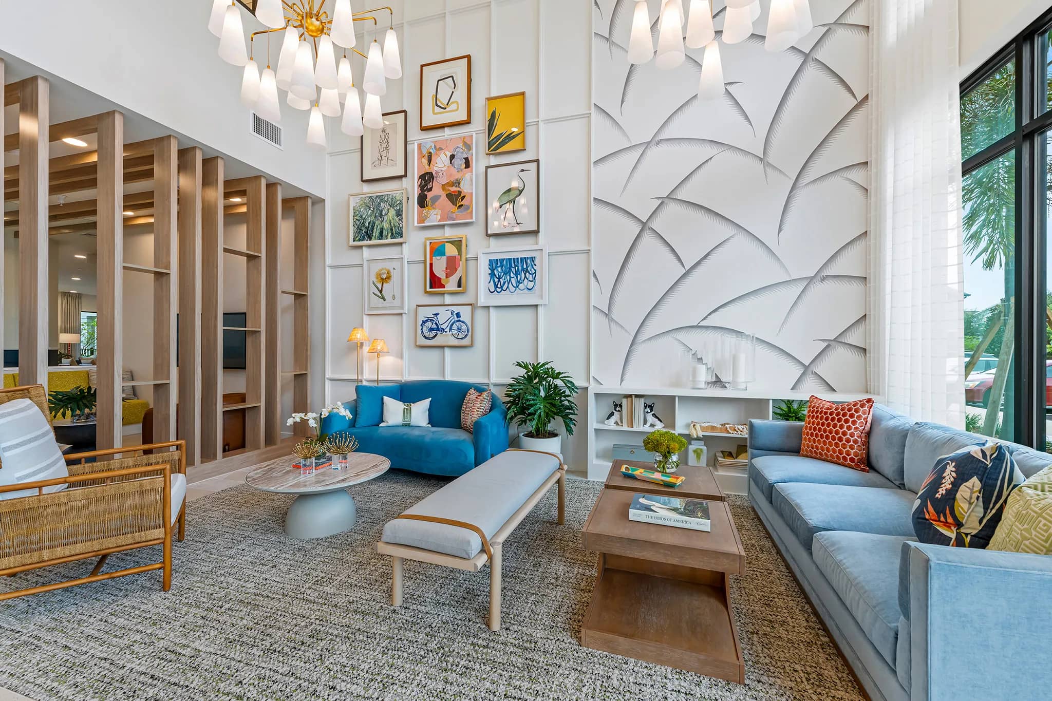 Brisole-01 Lobby