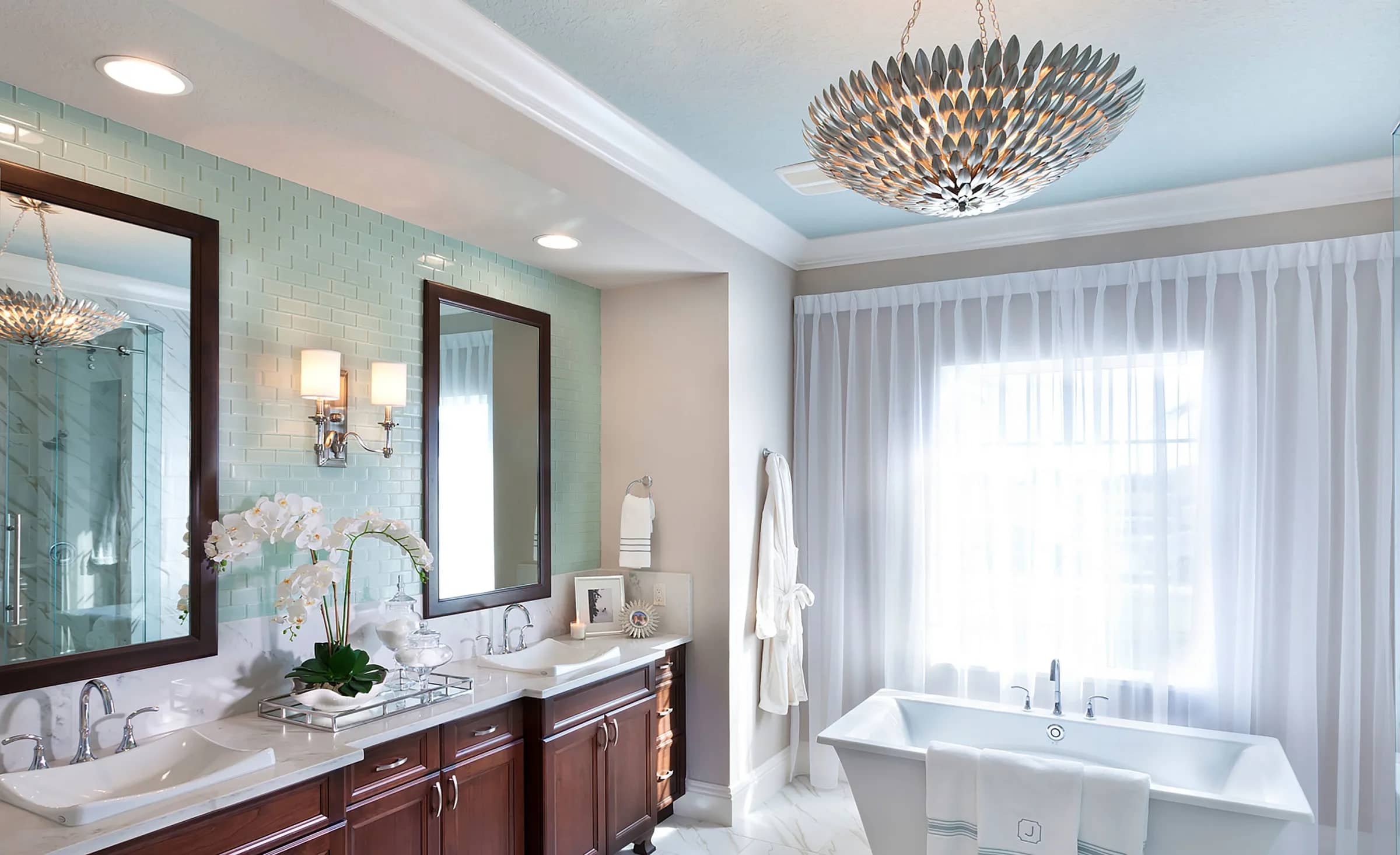 Master+bathroom+design+ideas+by+Beasley+&+Henley+Interior+Design+John+Cannon+Homes+300