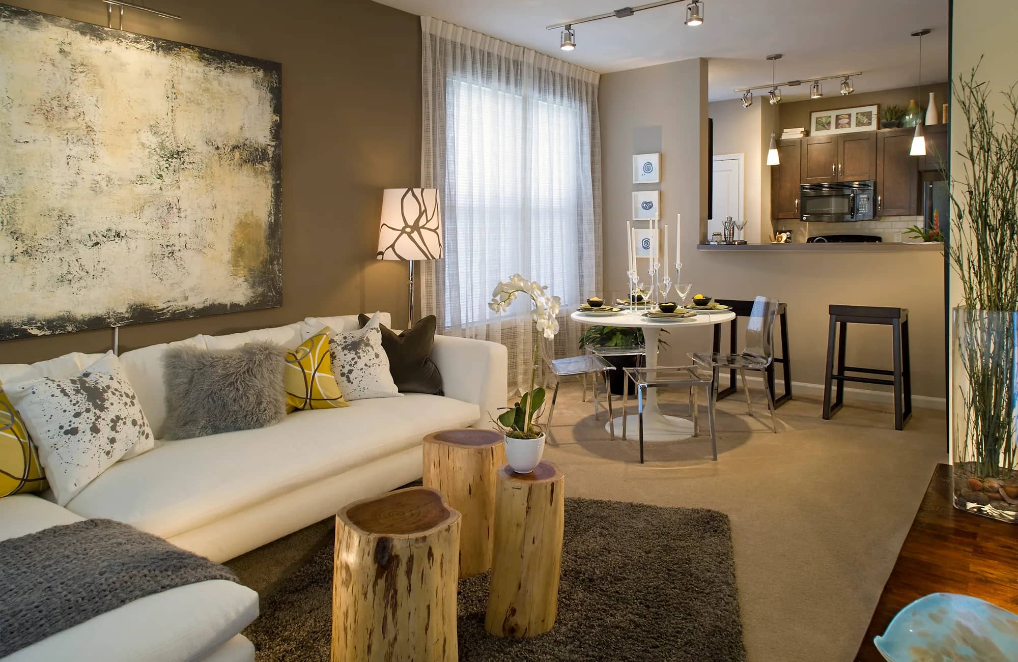 Beasley+&+Henley+Interior+Design+Living+Rm+2000x1301