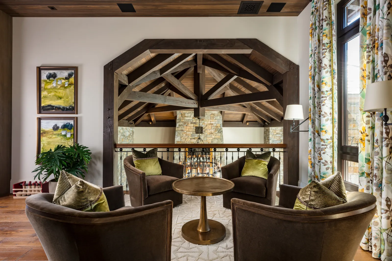 2025’s Hottest Interior Colors: Earthy Greens, Cozy Neutrals, and purple Drama