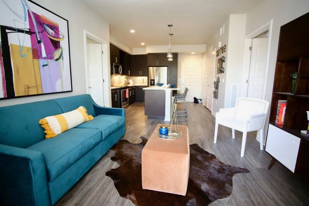 6 Ways to Design a Studio Apartment to Maximize Space