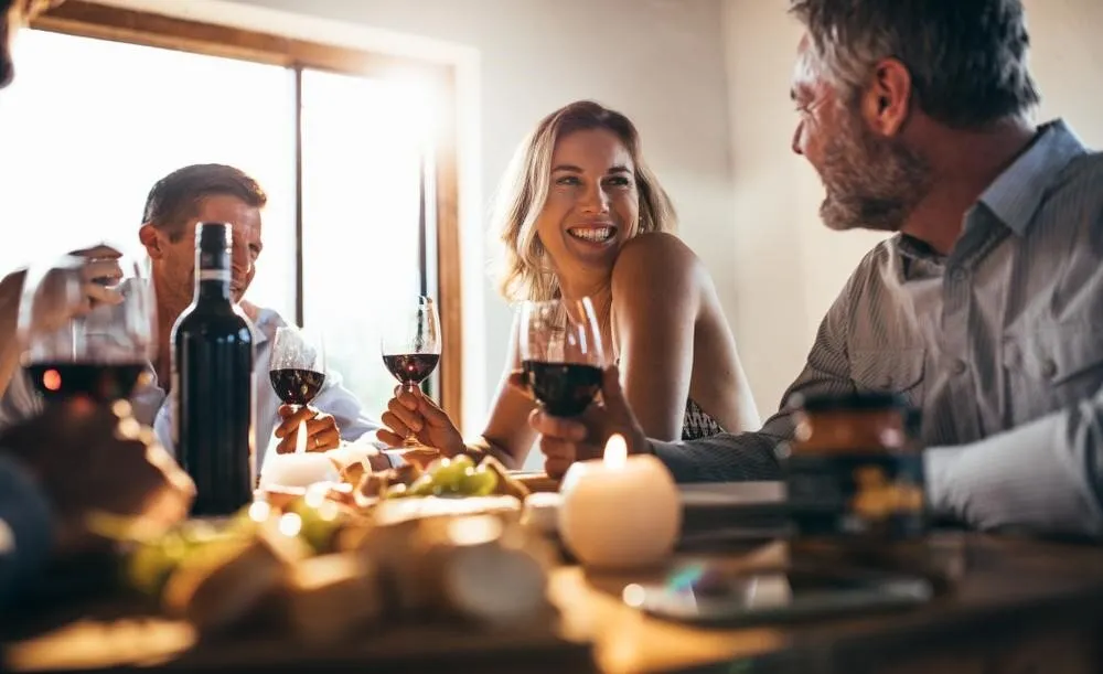 Host-Worthy Home: How to Design a Kitchen for Entertaining