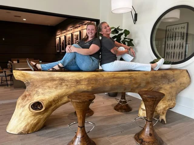 5 Funny Things Interior Designers Do That Often Go Unnoticed