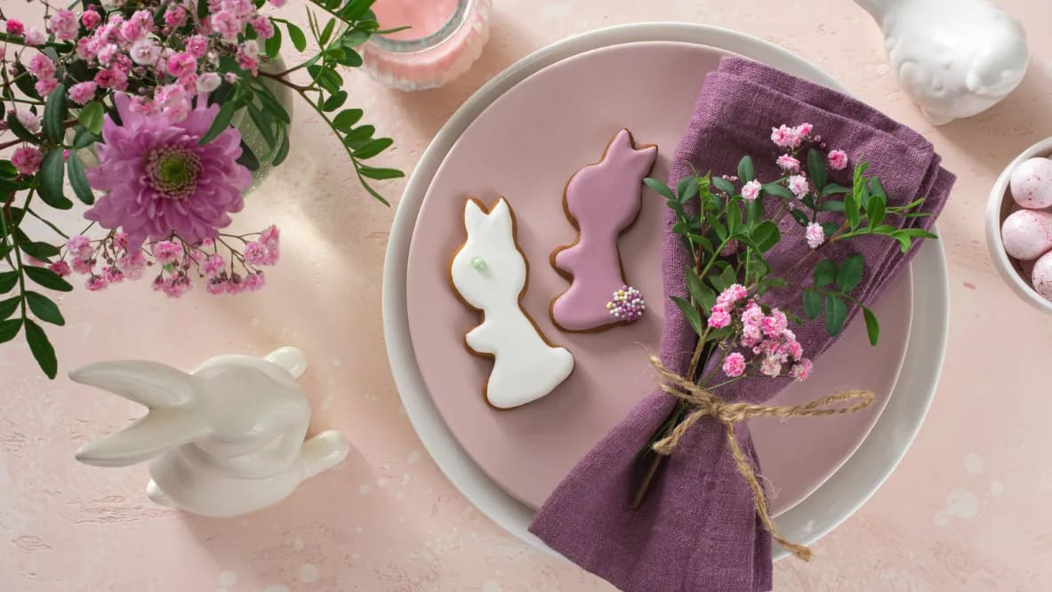 “Easter Elegance: Artful Ways to Refresh Your Home for Spring 2025”