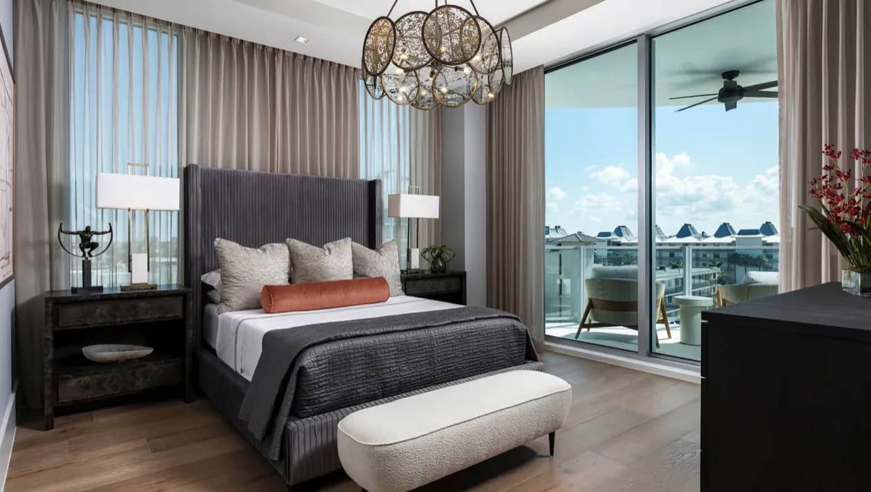 Ritz-Carlton Residences Naples — Guest Suite Bedroom
